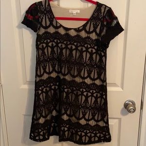 Short sleeve dress